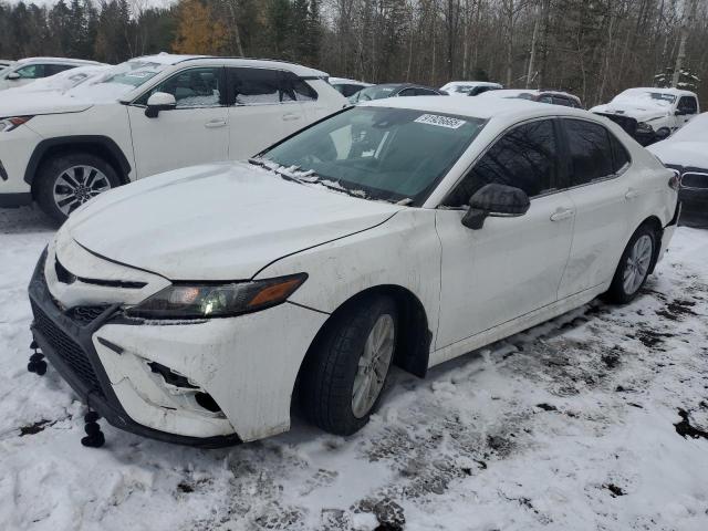 TOYOTA CAMRY SE 2022 with VIN 4T1G11AK2NU680822 - Photo from auction