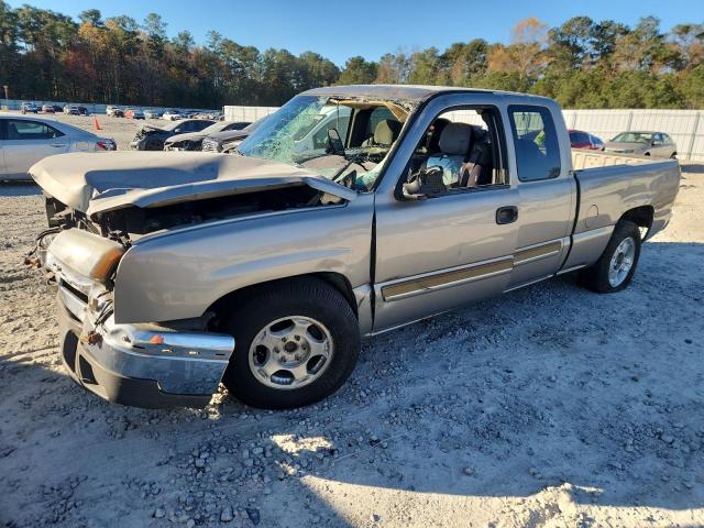 CHEVROLET SILVERADO 2003 with VIN 2GCEC19V031219826 - Photo from auction