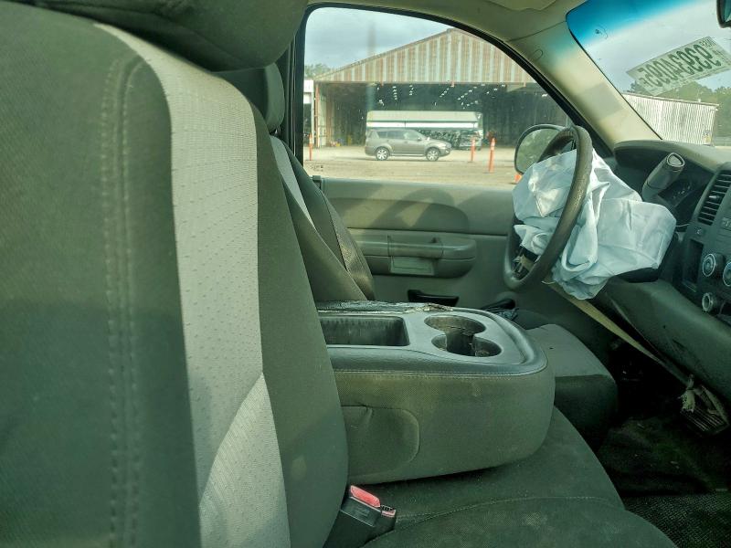 Photo 10 from auction – 2009 CHEVROLET SILVERADO with VIN 1GCEC14X39Z187740
