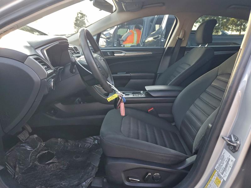 Photo 7 from auction – 2017 FORD FUSION SE with VIN 3FA6P0LU0HR323566