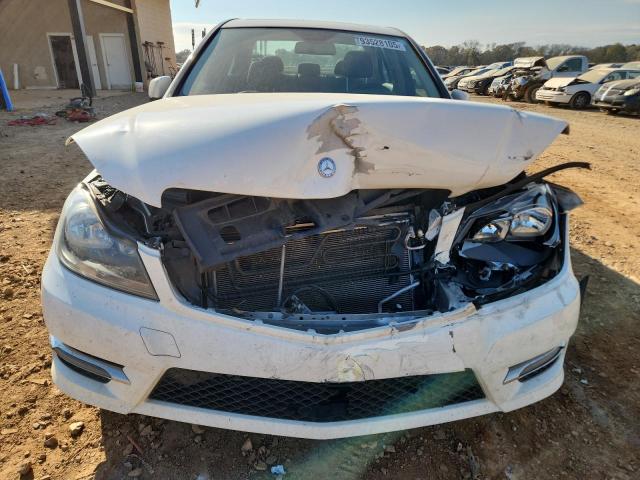 Photo 5 from auction – 2014 MERCEDES-BENZ C 250 with VIN WDDGF4HB8EA963293
