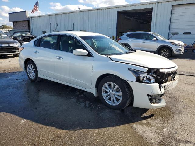 Photo 4 from auction – 2014 NISSAN ALTIMA 2.5 with VIN 1N4AL3AP8EC425647