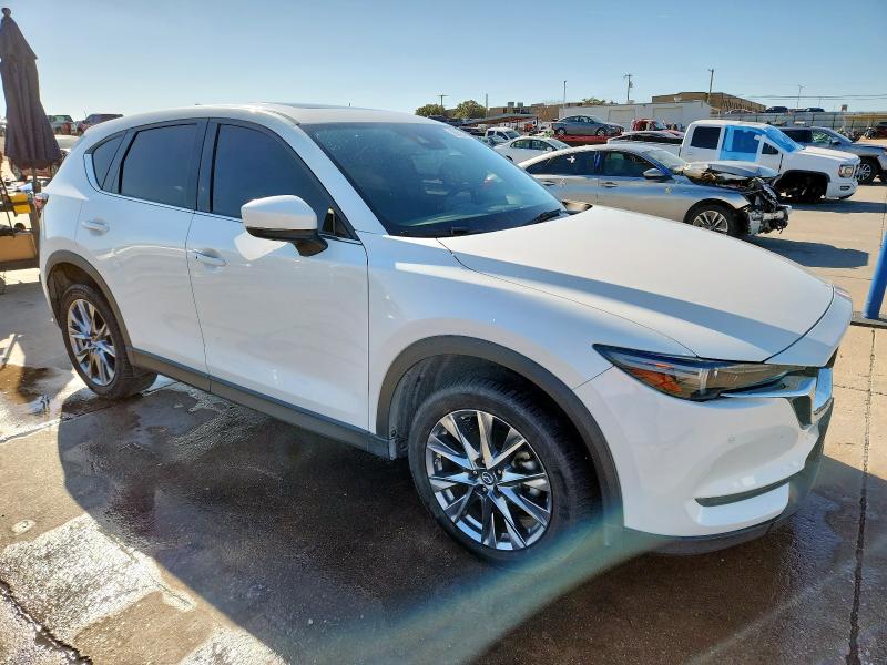 Photo 4 from auction – 2019 MAZDA CX-5 SIGNA with VIN JM3KFBEY1K0655487