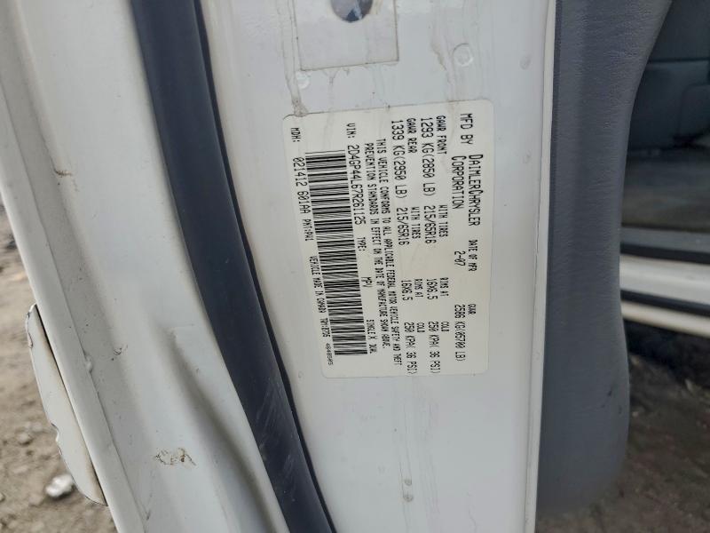 Photo 14 from auction – 2007 DODGE GRAND CARAVAN with VIN 2D4GP44L67R261125