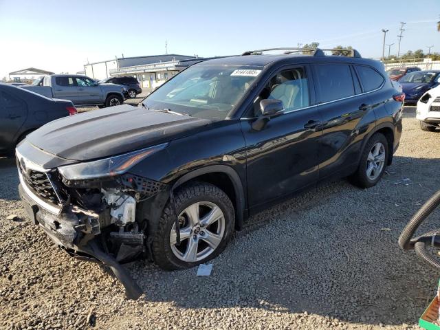 TOYOTA HIGHLANDER 2021 with VIN 5TDZZRAH3MS532822 - Photo from auction