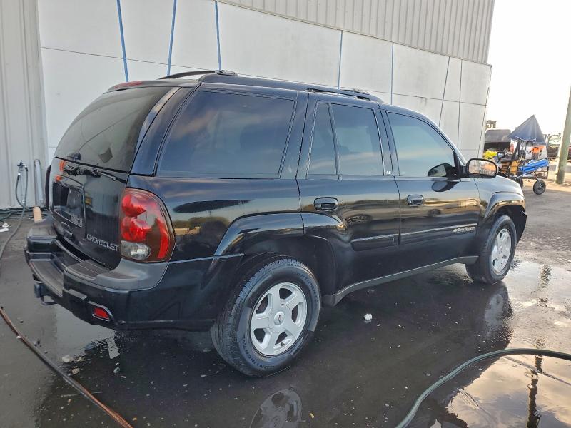 Photo 3 from auction – 2002 CHEVROLET TRAILBLAZE with VIN 1GNDS13S922388360