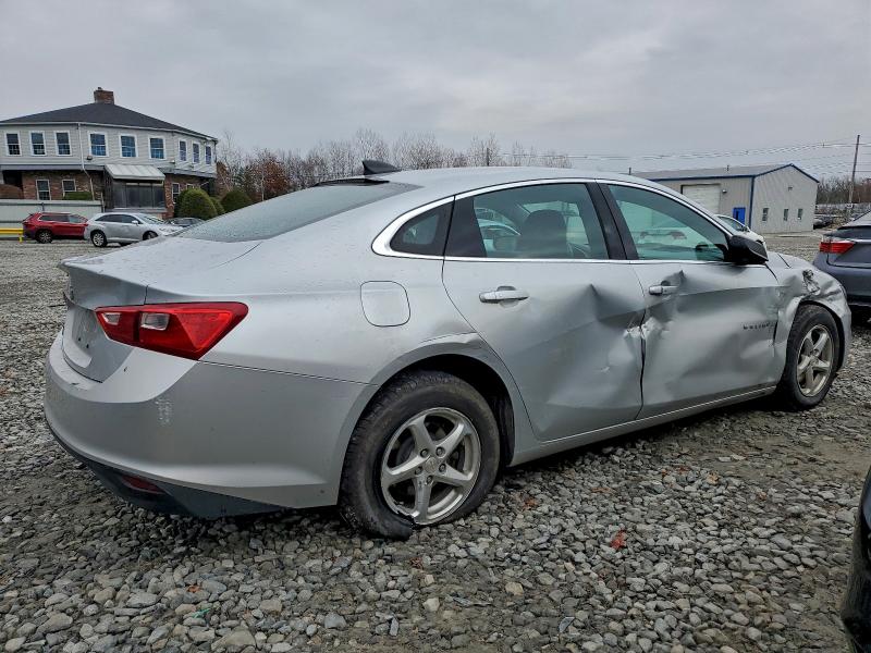 Photo 3 from auction – 2017 CHEVROLET MALIBU LS with VIN 1G1ZB5ST6HF195173