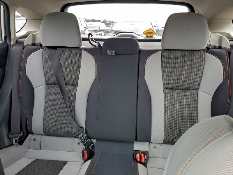 Photo 10 from auction – 2018 SUBARU CROSSTREK with VIN JF2GTABCXJ8350811