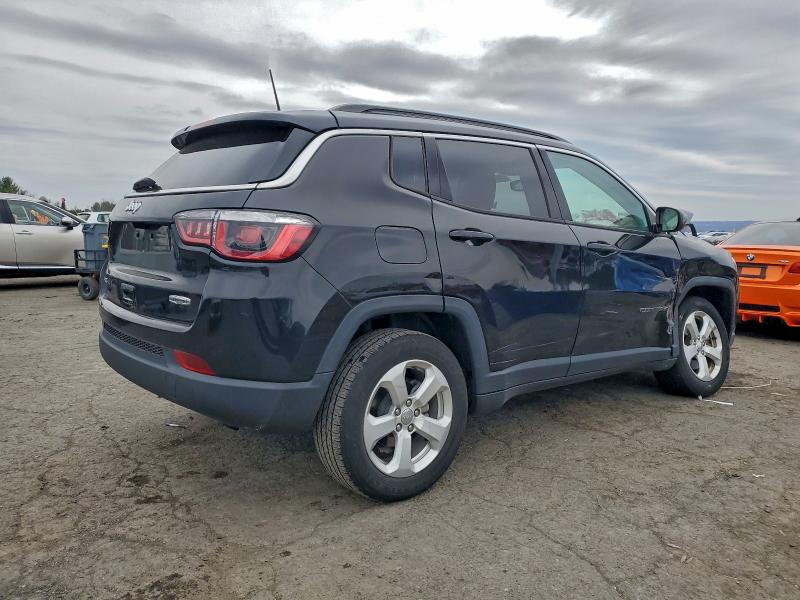 Photo 3 from auction – 2020 JEEP COMPASS LA with VIN 3C4NJDBB7LT148310