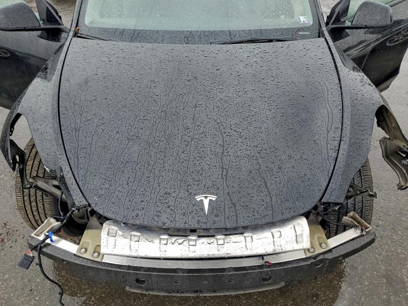 Фото 11 с аукциона – 2023 TESLA MODEL Y с VIN 7SAYGAEE3PF919398