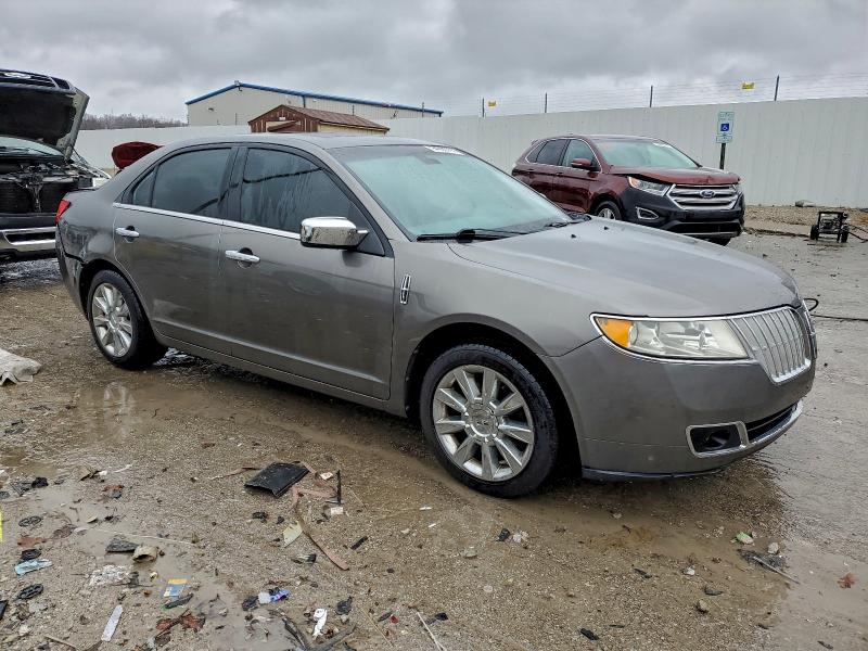 Photo 4 from auction – 2010 LINCOLN MKZ with VIN 3LNHL2JC2AR751290