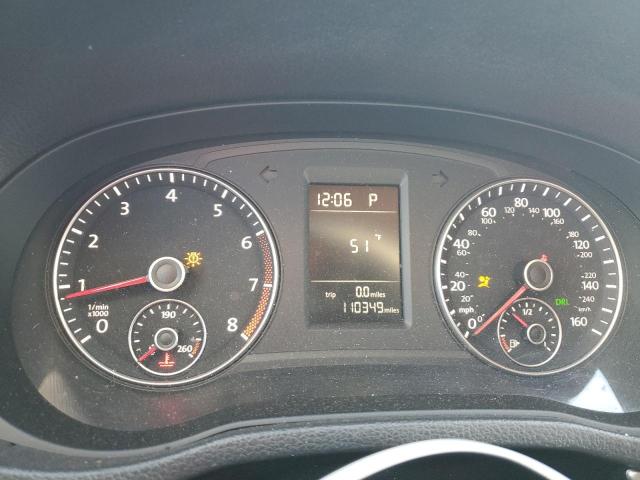 Photo 9 from auction – 2013 VOLKSWAGEN PASSAT S with VIN 1VWAP7A33DC125156