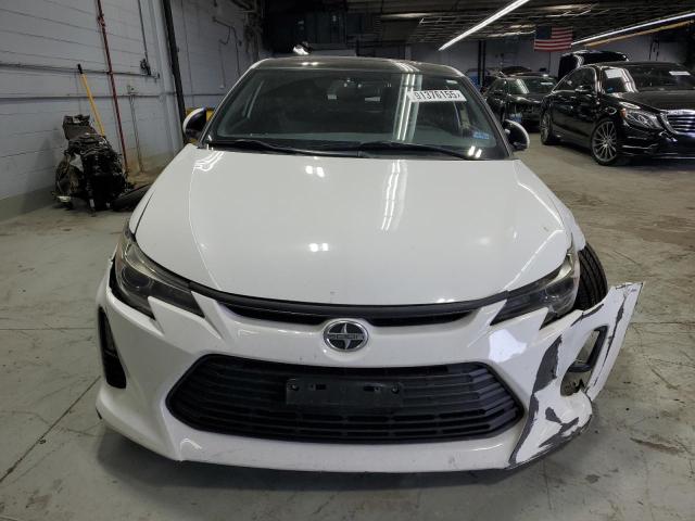 Photo 5 from auction – 2014 TOYOTA SCION TC with VIN JTKJF5C72E3082000