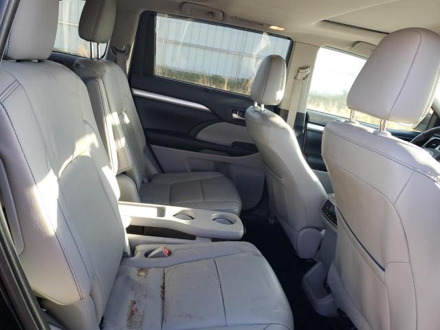 Photo 11 from auction – 2019 TOYOTA HIGHLANDER with VIN 5TDJZRFH7KS606827