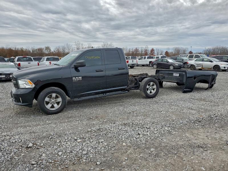 RAM 1500 CLASS 2019 with VIN 1C6RR7FG4KS520310 - Photo from auction