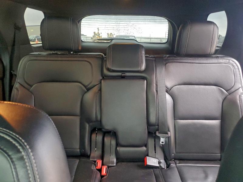 Photo 10 from auction – 2016 FORD EXPLORER L with VIN 1FM5K7F8XGGC49750
