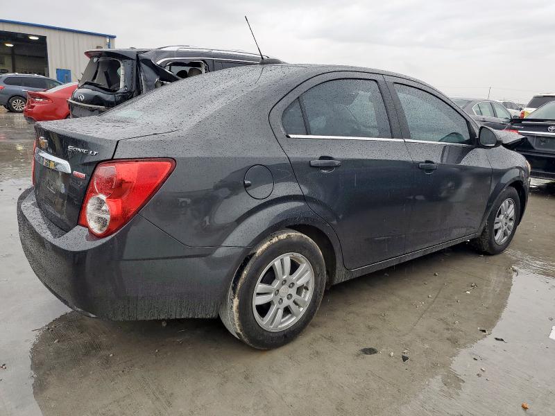 Photo 3 from auction – 2016 CHEVROLET SONIC LT with VIN 1G1JC5SB8G4180394