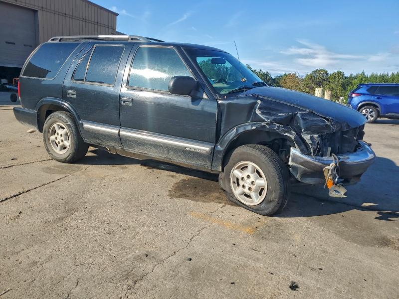 Photo 4 from auction – 2001 CHEVROLET BLAZER with VIN 1GNDT13W01K227636