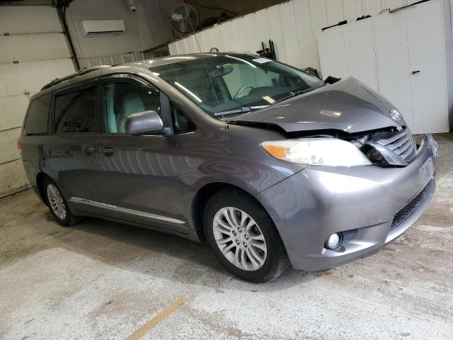Photo 4 from auction – 2011 TOYOTA SIENNA XLE with VIN 5TDYK3DC7BS080903