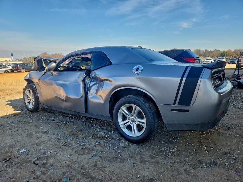 Photo 2 from auction – 2018 DODGE CHALLENGER with VIN 2C3CDZAG8JH127811