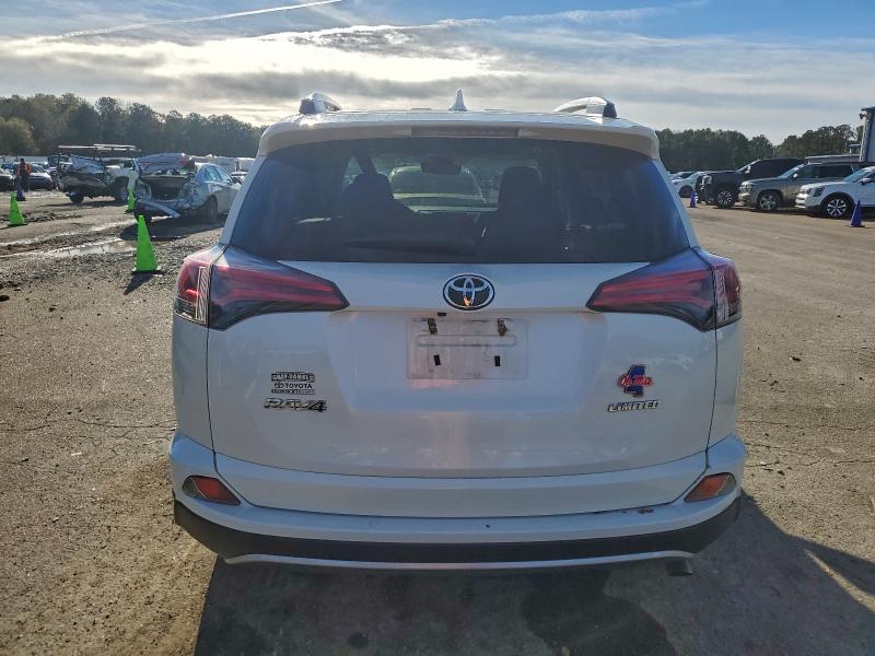 Photo 6 from auction – 2017 TOYOTA RAV4 LIMIT with VIN 2T3YFREV8HW390380