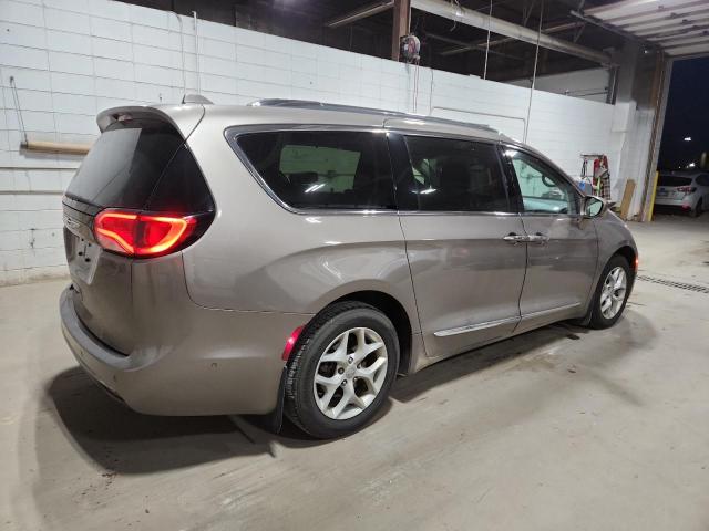 Photo 3 from auction – 2017 CHRYSLER PACIFICA T with VIN 2C4RC1EG2HR832872