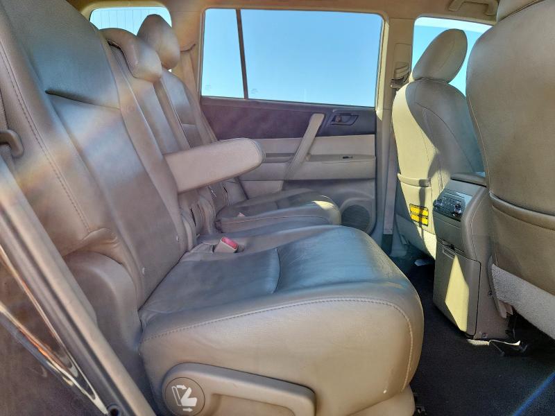 Photo 11 from auction – 2013 TOYOTA HIGHLANDER with VIN 5TDZA3EH8DS040866