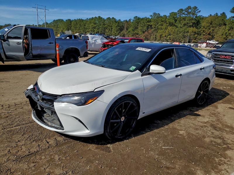 Photo 1 from auction – 2015 TOYOTA CAMRY LE with VIN 4T1BF1FK1FU042437