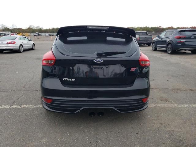 Photo 6 from auction – 2018 FORD FOCUS ST with VIN 1FADP3L97JL232125