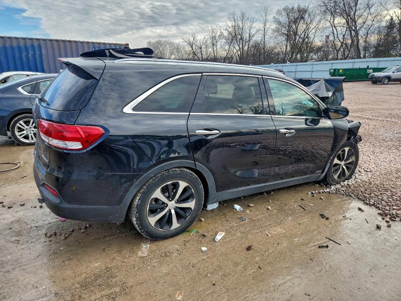 Photo 3 from auction – 2017 KIA SORENTO EX with VIN 5XYPHDA19HG259193