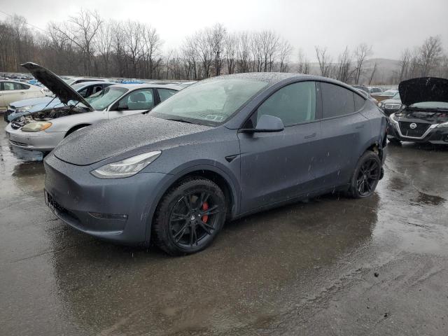 TESLA MODEL Y 2022 con VIN 7SAYGDEE8NF308605 - Foto de la subasta