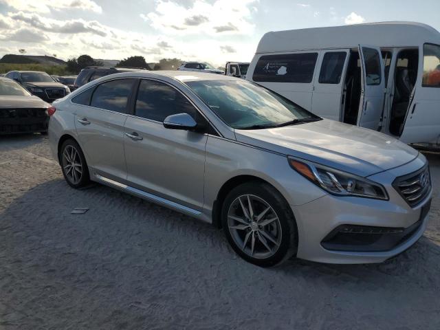 Photo 4 from auction – 2016 HYUNDAI SONATA SPO with VIN 5NPE34ABXGH398836
