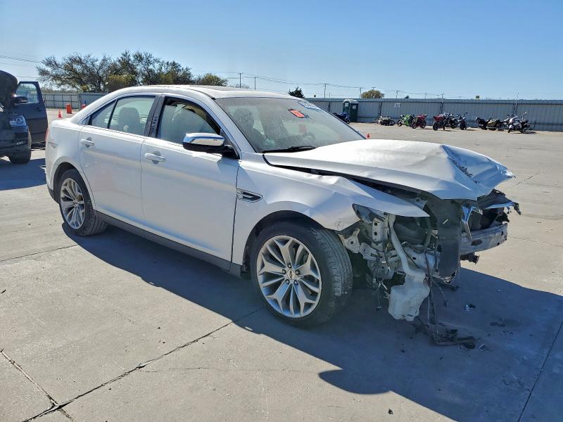 Photo 4 from auction – 2016 FORD TAURUS LIM with VIN 1FAHP2F8XGG101707