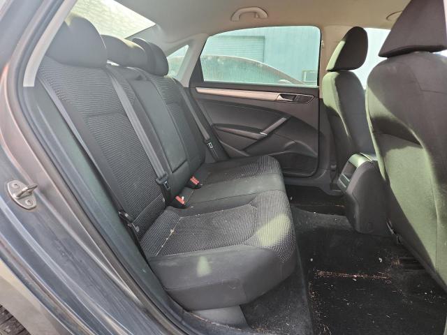 Photo 10 from auction – 2016 VOLKSWAGEN PASSAT S with VIN 1VWAT7A38GC007751