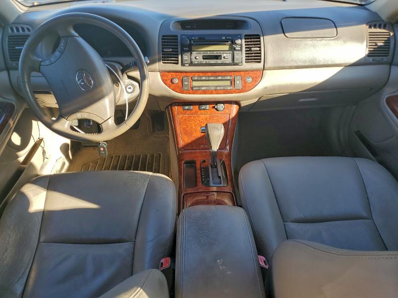 Photo 8 from auction – 2005 TOYOTA CAMRY LE with VIN 4T1BF30K45U088959