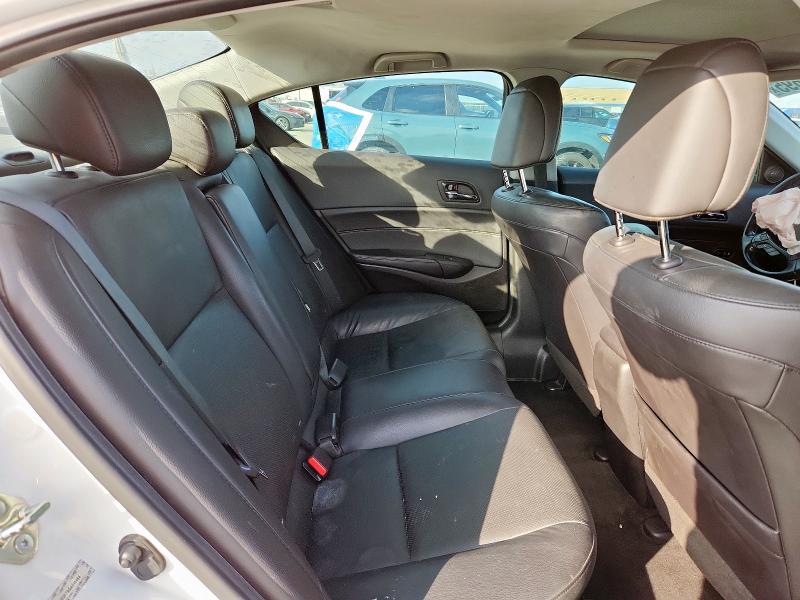 Photo 10 from auction – 2016 ACURA ILX PREMIU with VIN 19UDE2F79GA016464