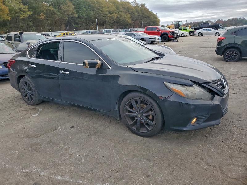 Photo 4 from auction – 2018 NISSAN ALTIMA 2.5 with VIN 1N4AL3AP8JC287814