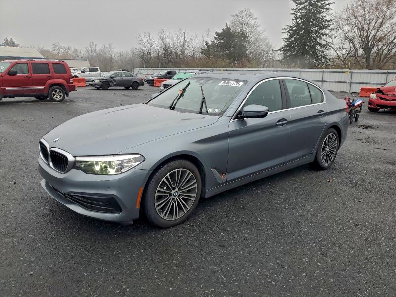 BMW 530 XI 2019 with VIN WBAJA7C53KWW08982 - Photo from auction