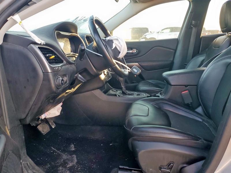 Photo 7 from auction – 2019 JEEP CHEROKEE L with VIN 1C4PJLLB7KD297242