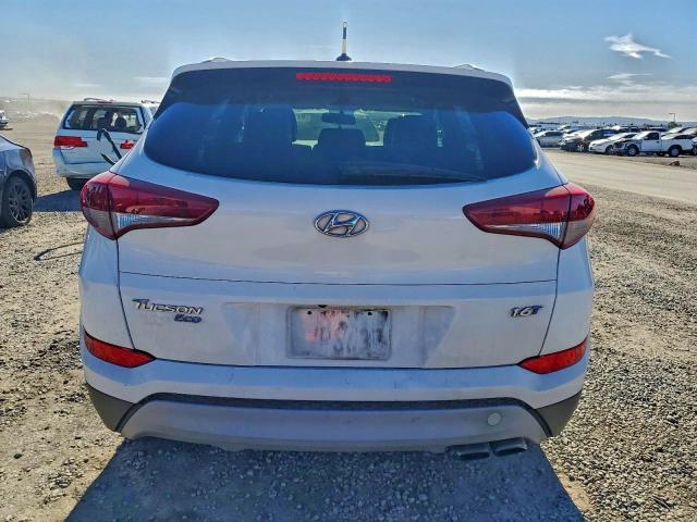 Photo 6 from auction – 2017 HYUNDAI TUCSON with VIN KM8J33A29HU302495