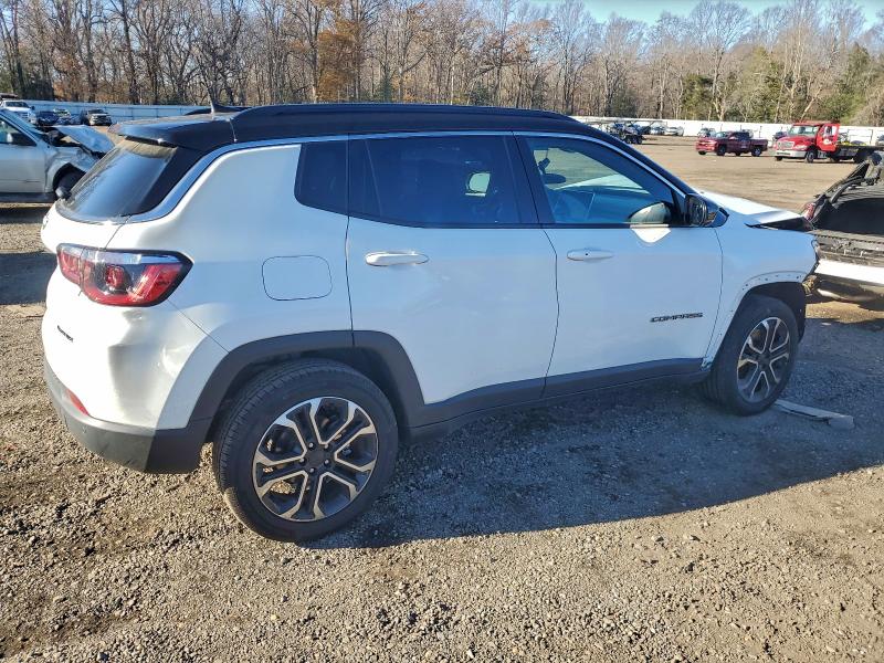 Photo 3 from auction – 2023 JEEP COMPASS LI with VIN 3C4NJDCN1PT523512