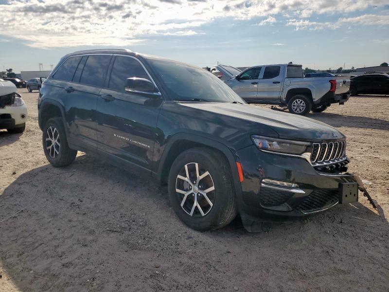 Photo 4 from auction – 2023 JEEP GRAND CHER with VIN 1C4RJGBG4P8856288