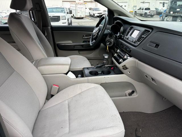 Photo 6 from auction – 2018 KIA SEDONA L with VIN KNDMA5C10J6403393