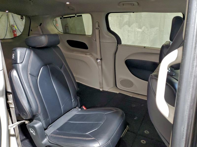 Photo 11 from auction – 2017 CHRYSLER PACIFICA T with VIN 2C4RC1BG0HR820627