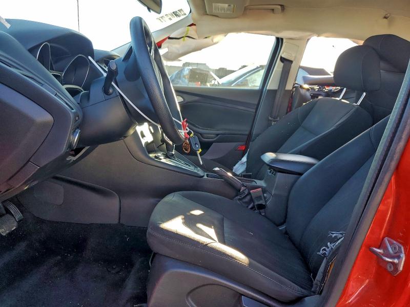 Photo 7 from auction – 2016 FORD FOCUS SE with VIN 1FADP3F2XGL282346