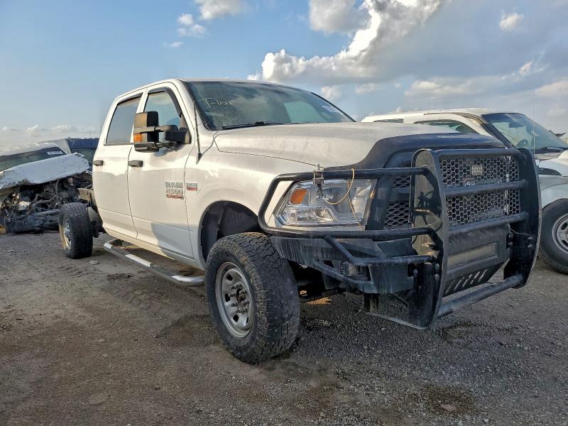Zdjęcie 4 z aukcji – 2018 RAM 2500 z VIN 3C6UR5HJ1JG380620