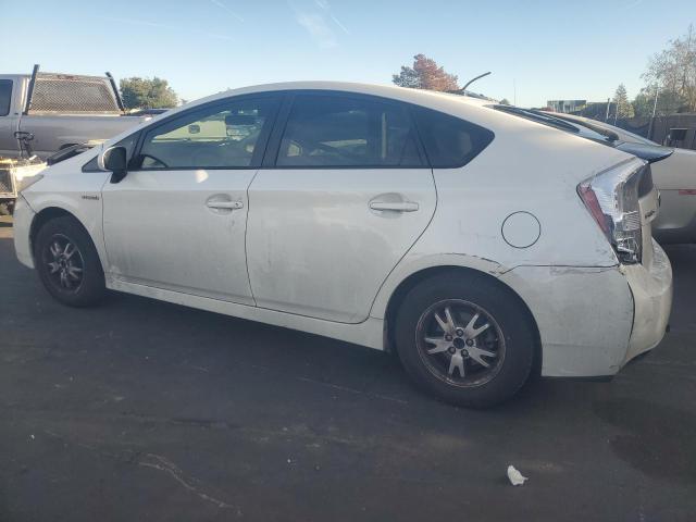 Photo 2 from auction – 2011 TOYOTA PRIUS with VIN JTDKN3DU7B5347856