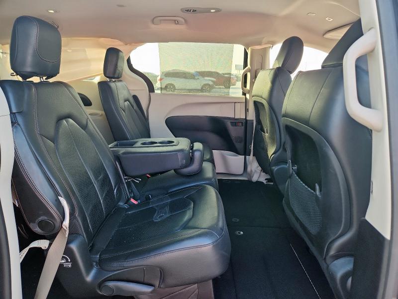 Photo 11 from auction – 2019 CHRYSLER PACIFICA T with VIN 2C4RC1BG9KR532564