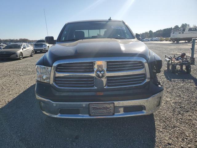 Photo 5 from auction – 2017 RAM 1500 SLT with VIN 3C6RR6LT5HG738185