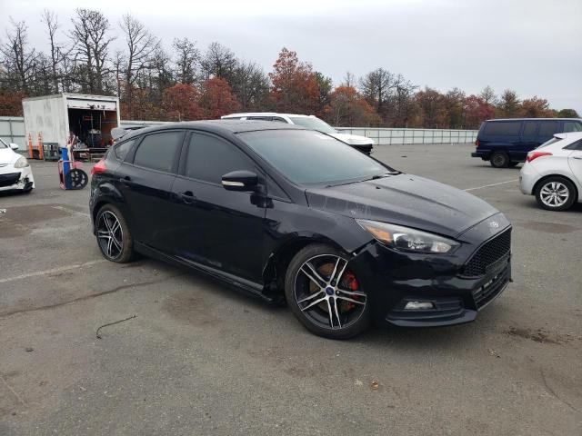 Photo 4 from auction – 2018 FORD FOCUS ST with VIN 1FADP3L97JL232125